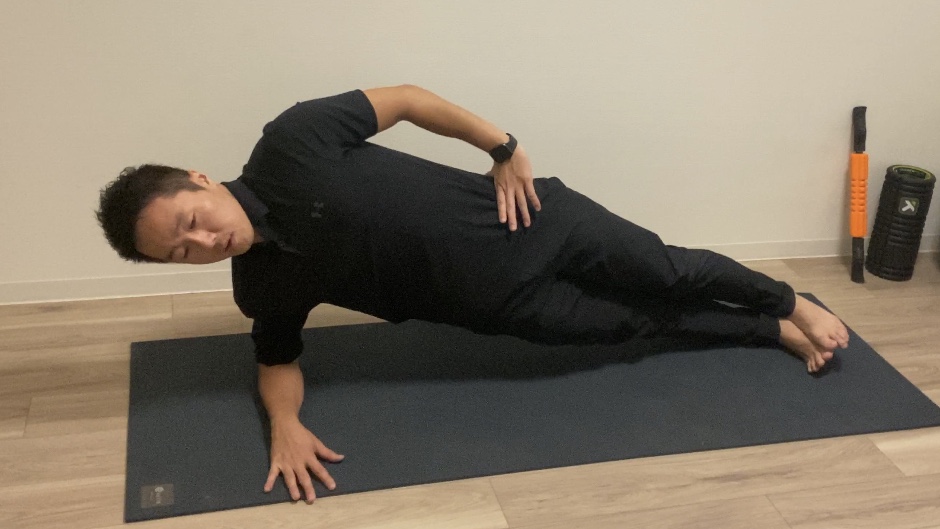 11種類連発 体幹 サイドプランクバリエーション Side Plank Variation B Lead 大阪 出張パーソナルトレーニング オンラインliveパーソナルトレーニング